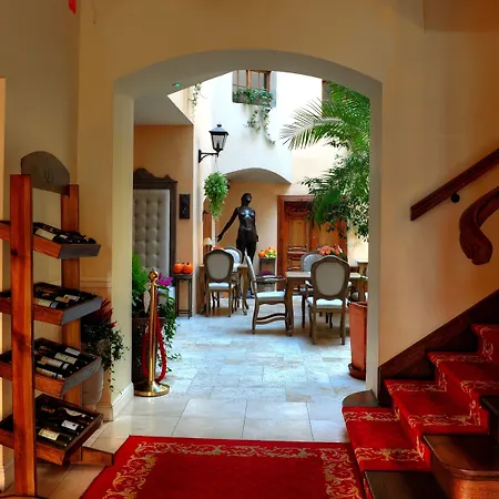 Kolegiacki Hotel Poznań