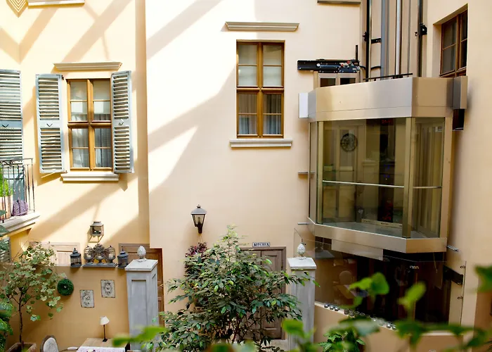 Kolegiacki 4* Poznań