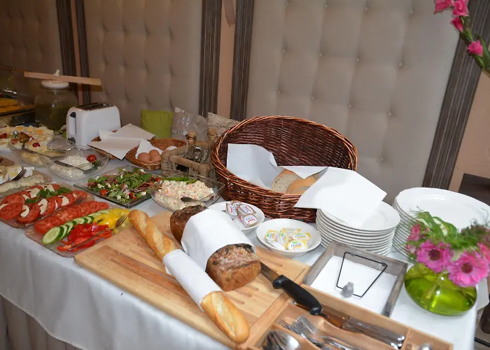 Kolegiacki 4* Poznań