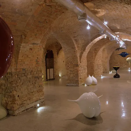 Kolegiacki 4* Poznan