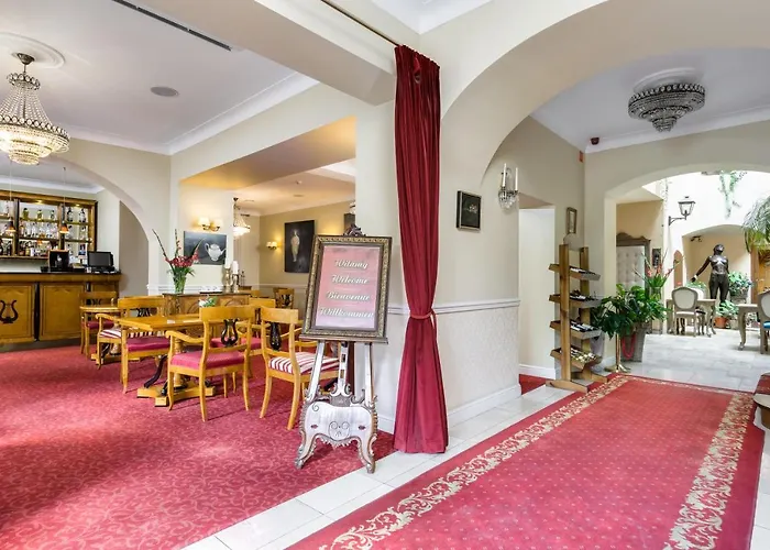 Kolegiacki 4* Poznań