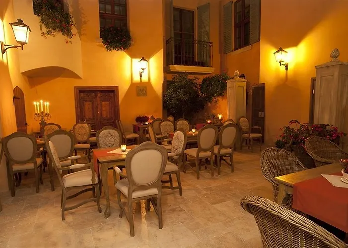 Hotel Kolegiacki Poznań