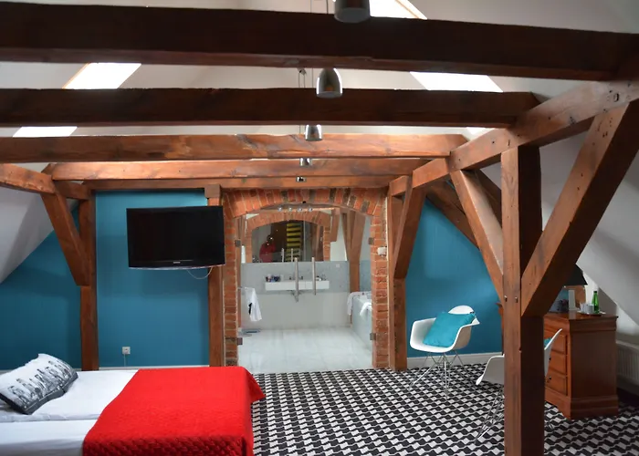 Kolegiacki Hotel Poznań